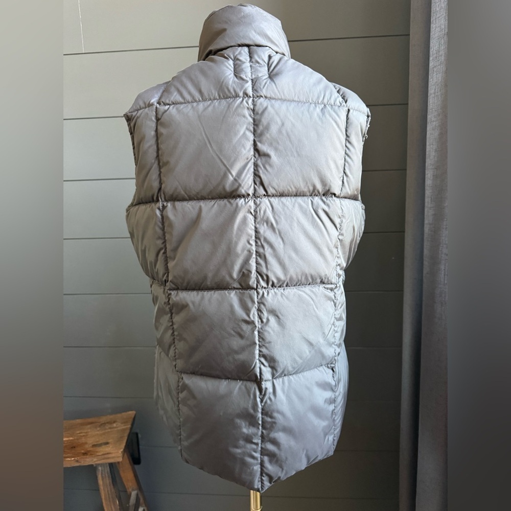 Lands' End Women's Gray/Charcoal Snap front Quilted Puffer Vest Size Small - Picture 4 of 7